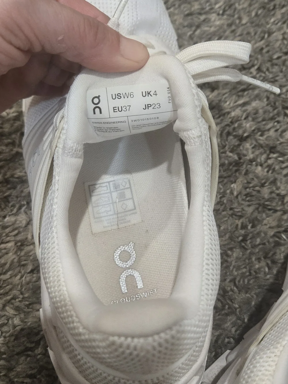 On Running Womens White Cloud Running Sneakers